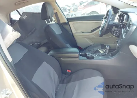 2015 Kia Optima Lx из США, поврежденный, VIN 5XXGM4A79FG435323